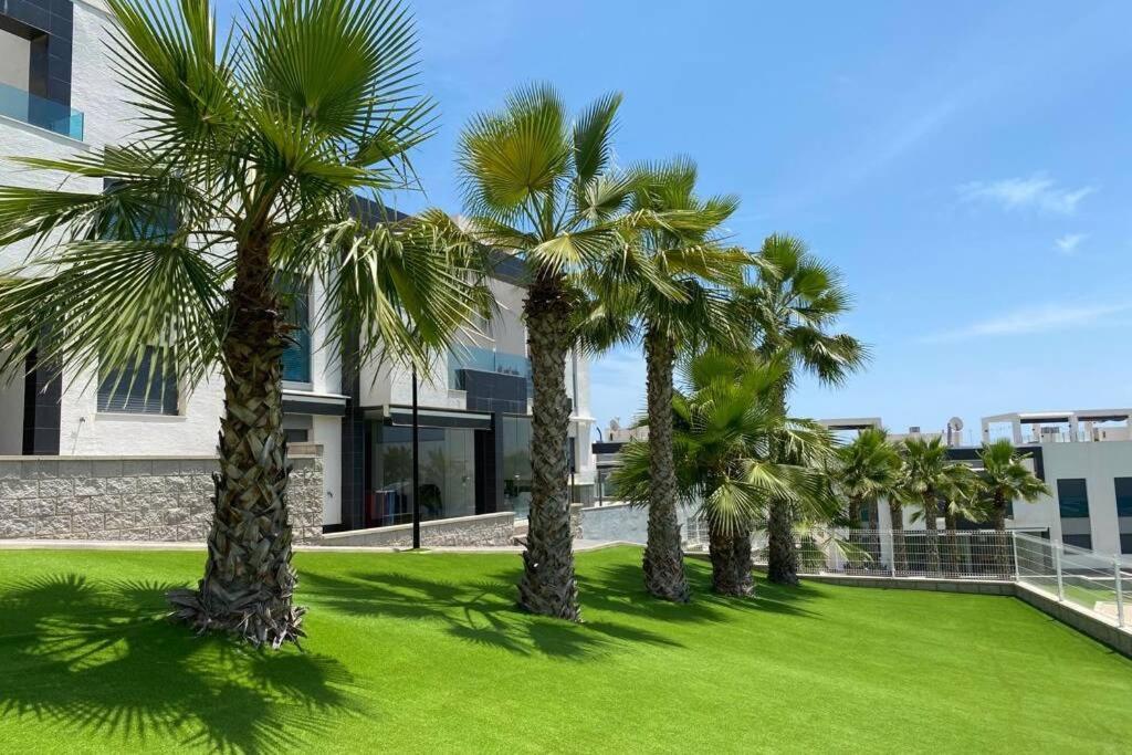 Luxury Penthouse Oasis Beach VIII Orihuela Costa Punta Prima ตอร์เรเวียคา ภายนอก รูปภาพ