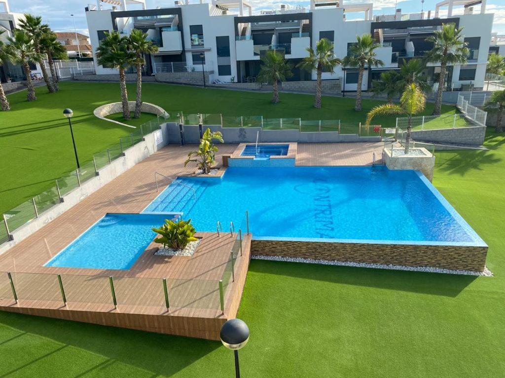 Luxury Penthouse Oasis Beach VIII Orihuela Costa Punta Prima ตอร์เรเวียคา ภายนอก รูปภาพ