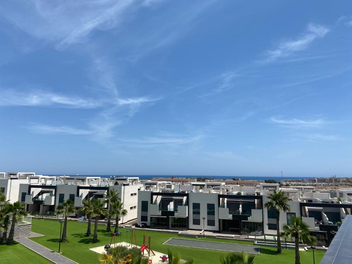 Luxury Penthouse Oasis Beach VIII Orihuela Costa Punta Prima ตอร์เรเวียคา ภายนอก รูปภาพ