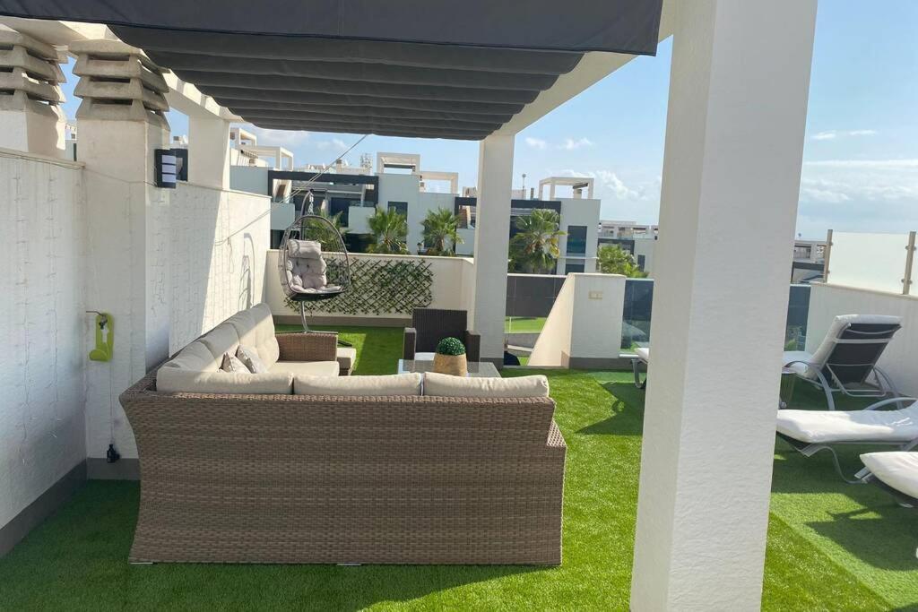 Luxury Penthouse Oasis Beach VIII Orihuela Costa Punta Prima ตอร์เรเวียคา ภายนอก รูปภาพ