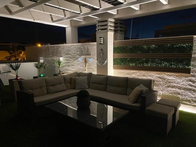 Luxury Penthouse Oasis Beach VIII Orihuela Costa Punta Prima ตอร์เรเวียคา ภายนอก รูปภาพ