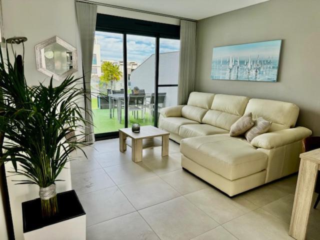 Luxury Penthouse Oasis Beach VIII Orihuela Costa Punta Prima ตอร์เรเวียคา ภายนอก รูปภาพ
